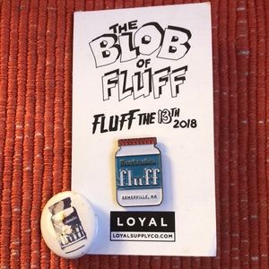 Marshmallow Fluff pin/badge, new.